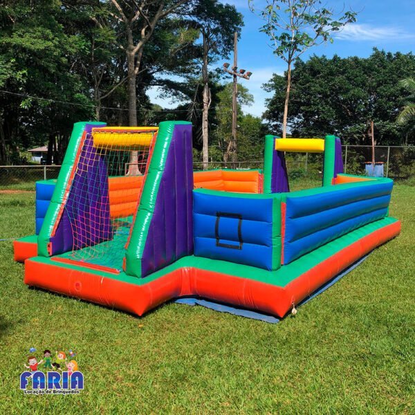 Futebol de Sabão Grande Inflável - Faria Brinquedos - Locação de Brinquedos em Cuiabá