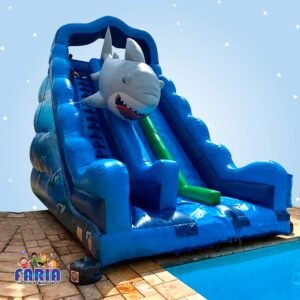 Tobogã Big Shark Splash Inflável - Faria Brinquedos - Locação de Brinquedos em Cuiabá