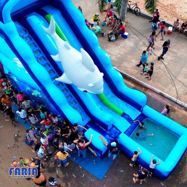 Tobogã Big Shark com Piscina Inflável - Faria Brinquedos - Locação de Brinquedos em Cuiabá