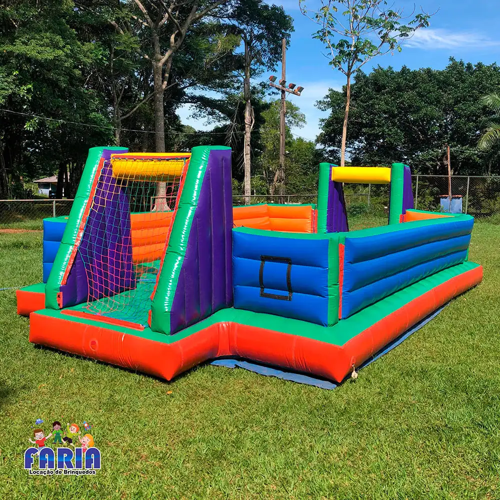 Futebol de Sabão Grande Inflável - Faria Brinquedos - Locação de Brinquedos em Cuiabá