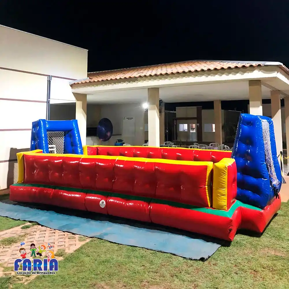 Futebol de Sabão Pequeno Inflável - Faria Brinquedos - Locação de Brinquedos em Cuiabá